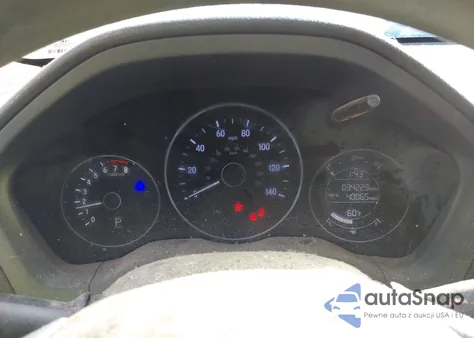 2017 Honda Hr-V Lx z USA, uszkodzony, nr VIN 3CZRU5H30HM711434